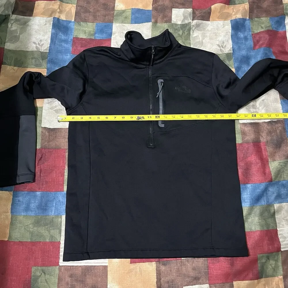 The North Face Men’s Black Grey Quarter Zip Front Pocket Sweatshirt Pullover L